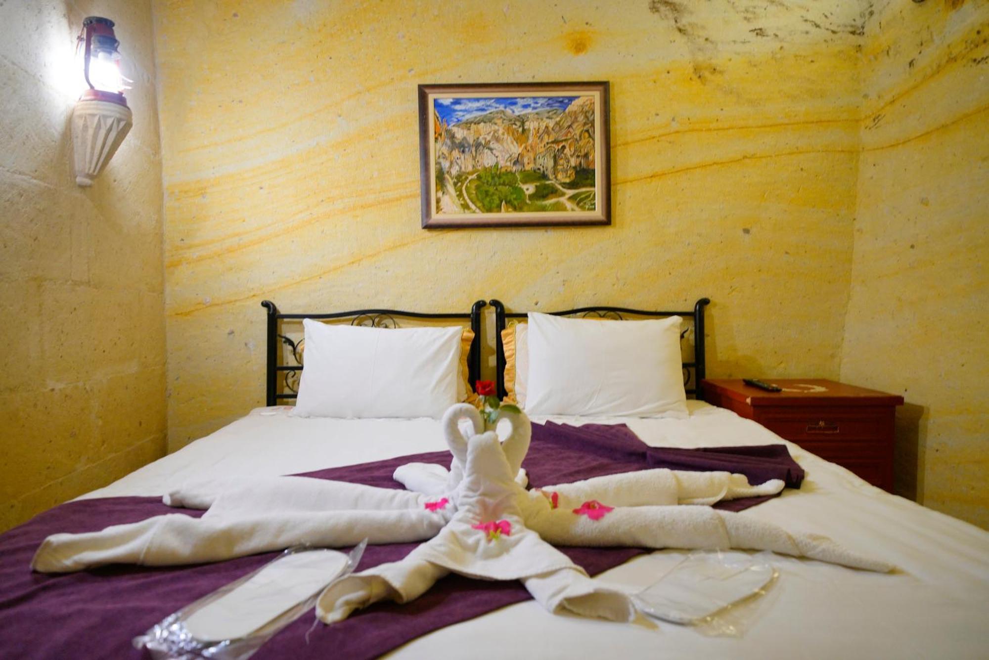Antik Cave House Hotel Ürgüp Bagian luar foto