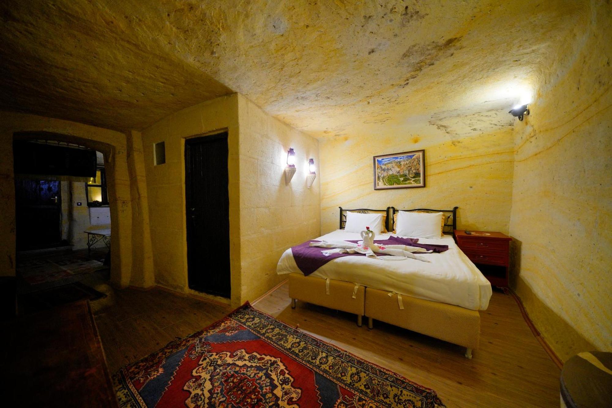 Antik Cave House Hotel Ürgüp Bagian luar foto