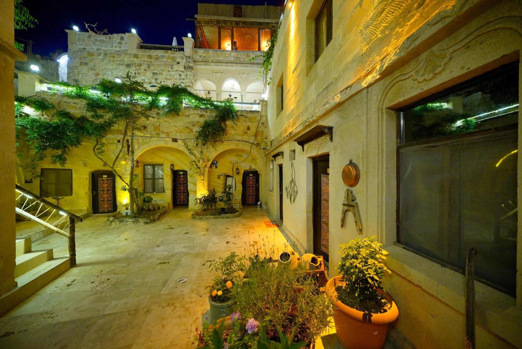 Antik Cave House Hotel Ürgüp Bagian luar foto