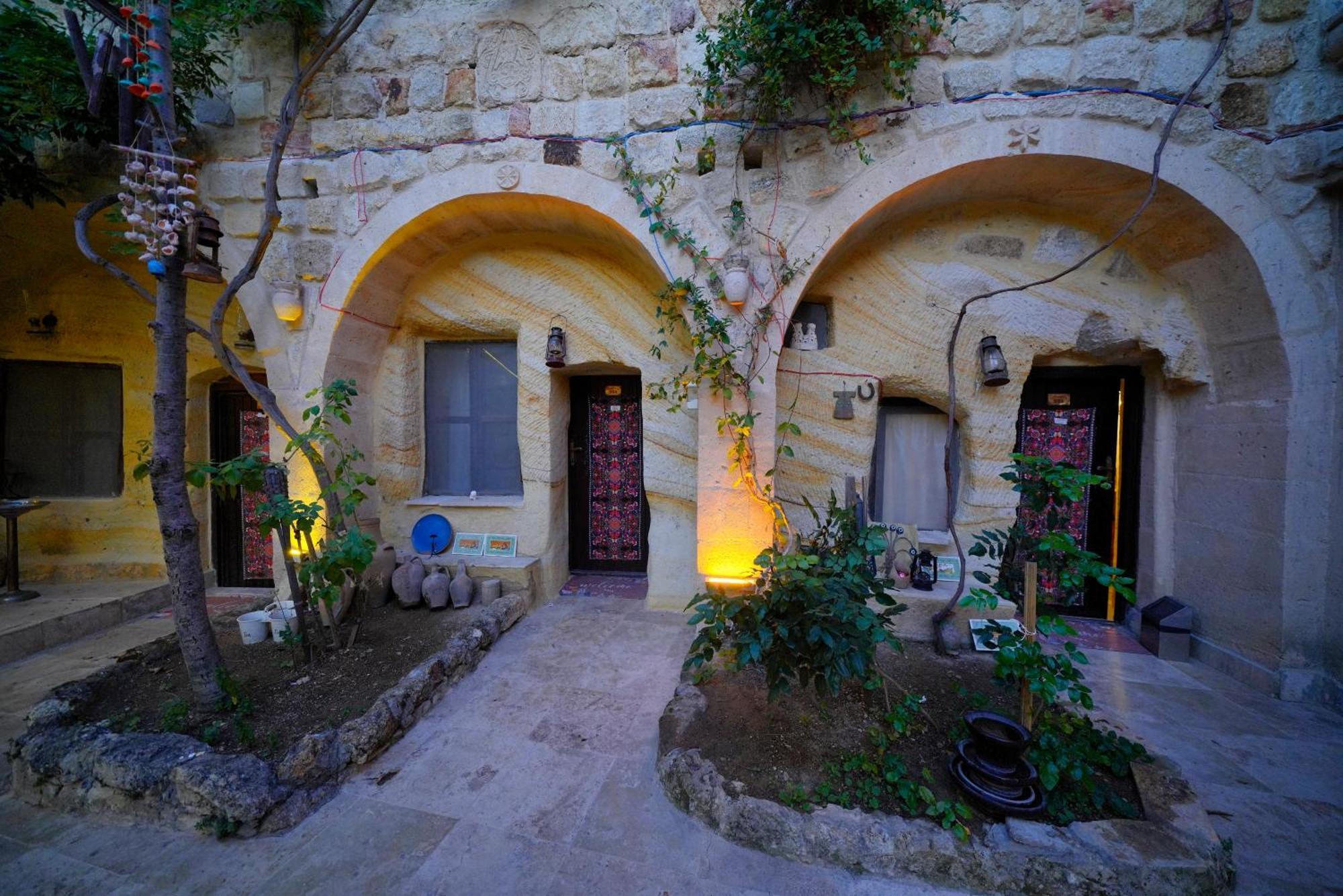 Antik Cave House Hotel Ürgüp Bagian luar foto