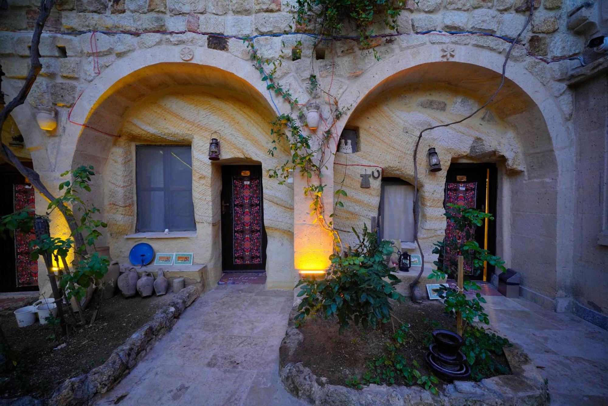 Antik Cave House Hotel Ürgüp Bagian luar foto