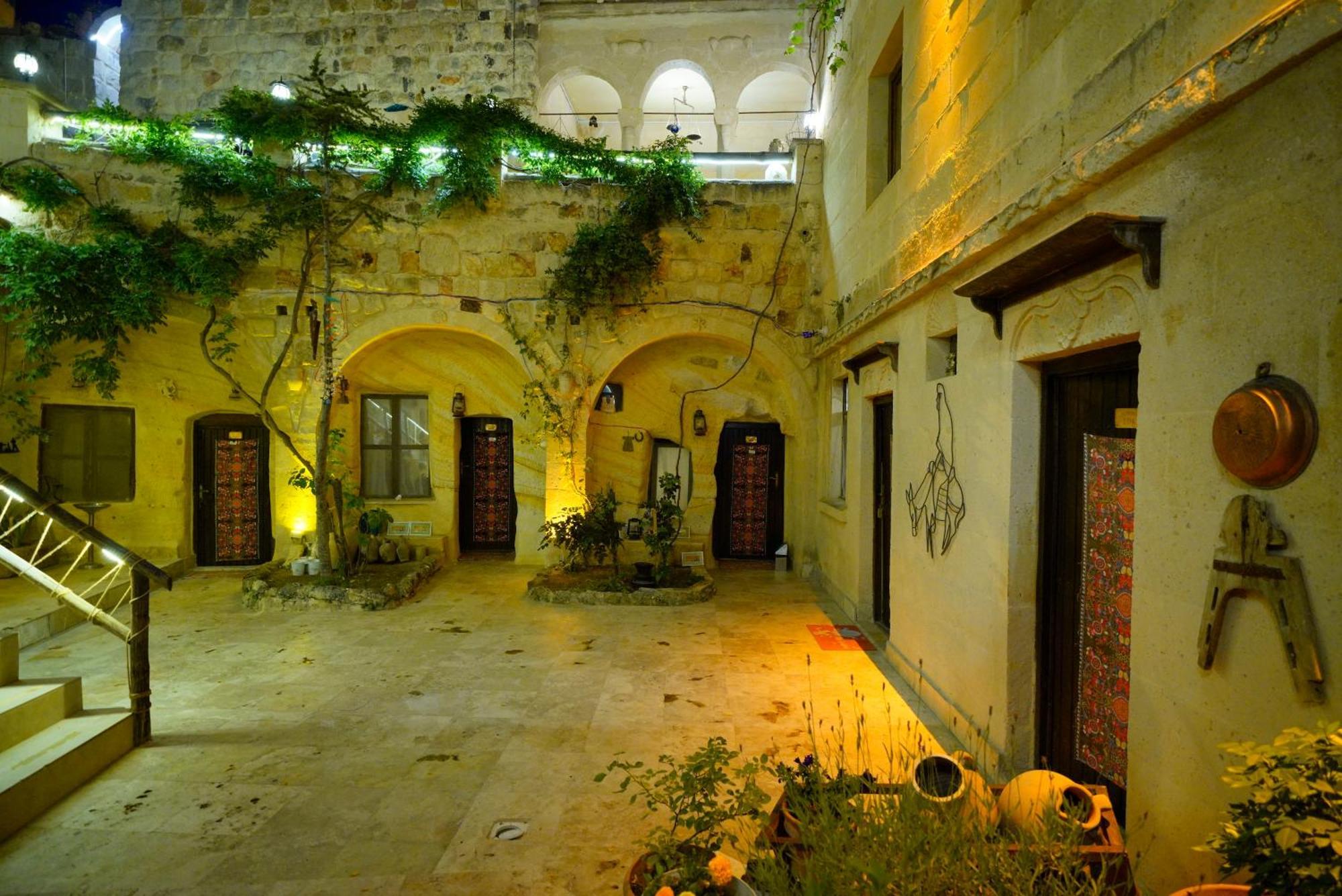 Antik Cave House Hotel Ürgüp Bagian luar foto