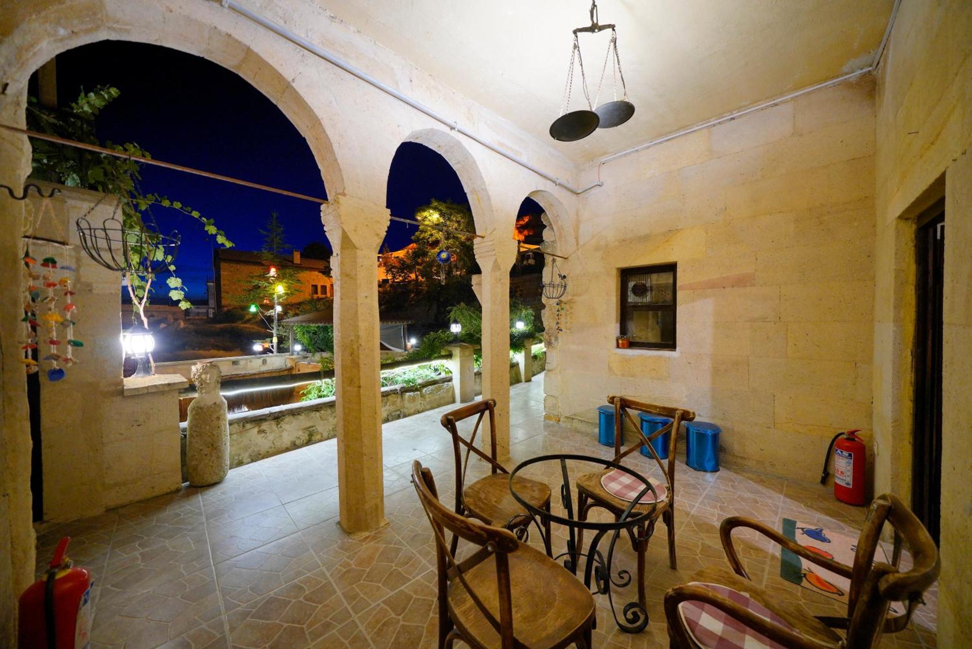 Antik Cave House Hotel Ürgüp Bagian luar foto
